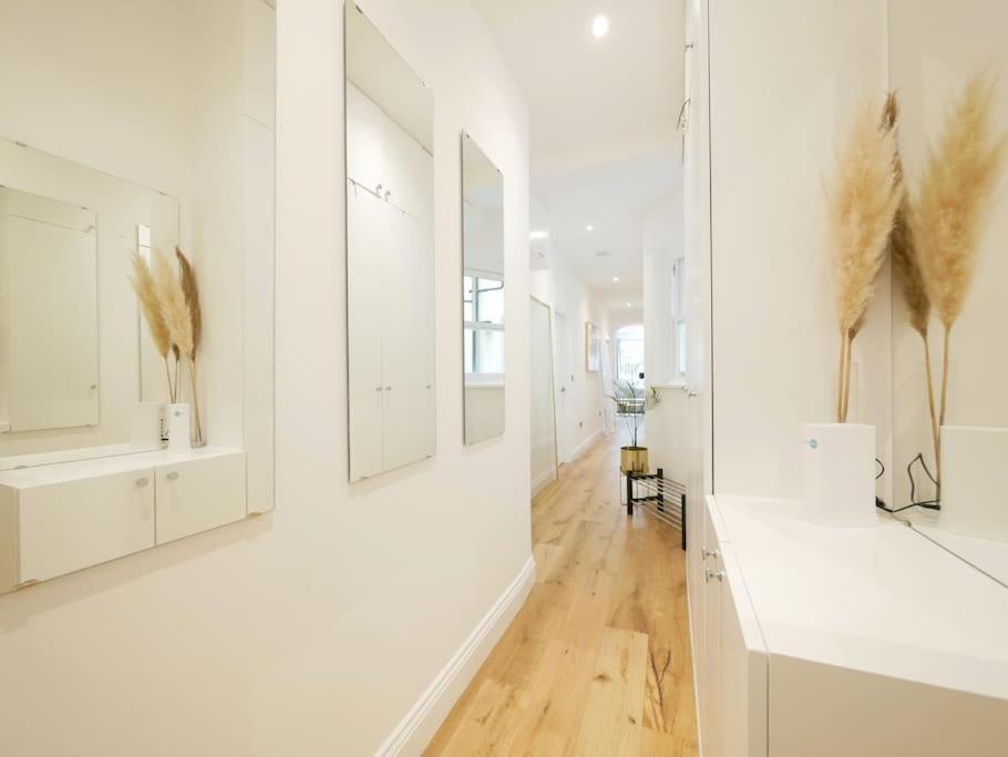 Newly Refurbished 2 Bed Apartment In Paddington Лондон Екстер'єр фото