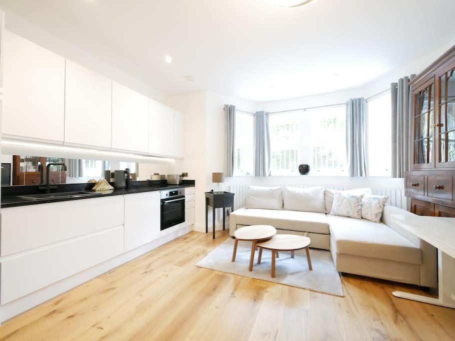 Newly Refurbished 2 Bed Apartment In Paddington Лондон Екстер'єр фото